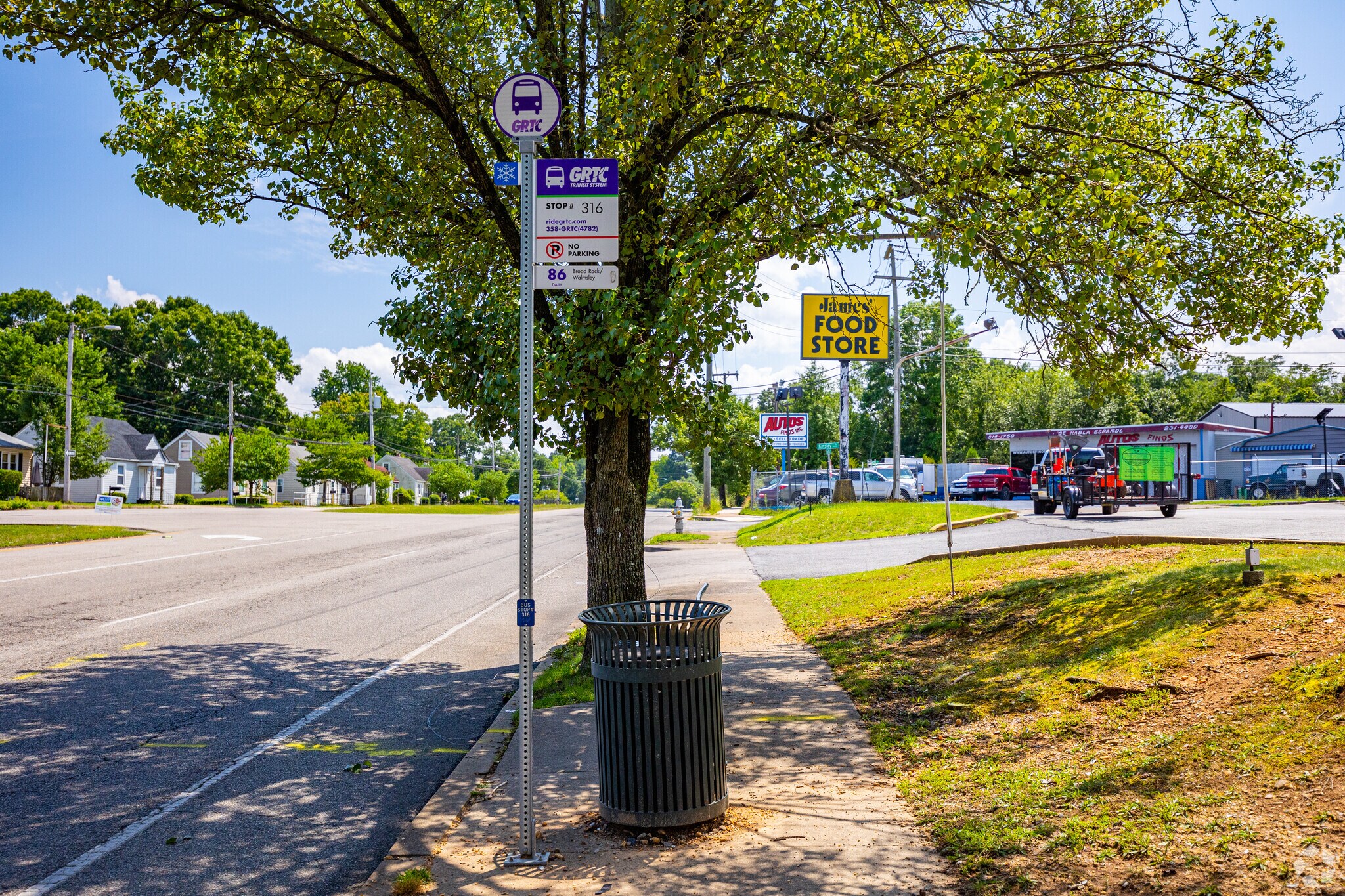 Bus transportation makes living in Hickory Hill easy.