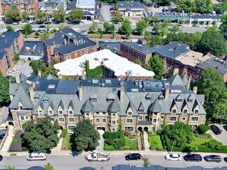 15 Garrison Rd Unit 1, Brookline, MA 02445