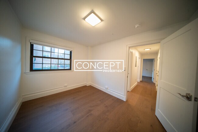 1208 Massachusetts Ave unit 12, Cambridge, MA 02138 - photo 5