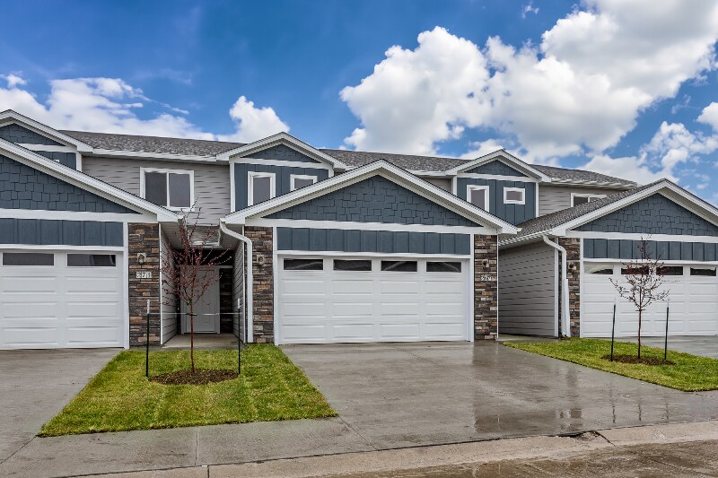 3111 Bracken Place, Norwalk, IA 50211 - photo 1