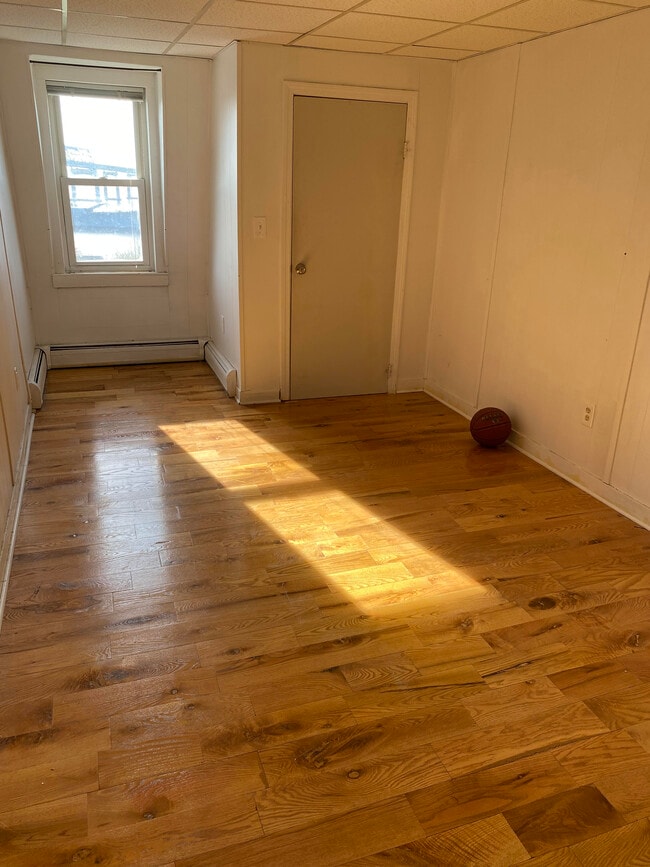 104 Locust Street 3e, Fall River, MA 02720