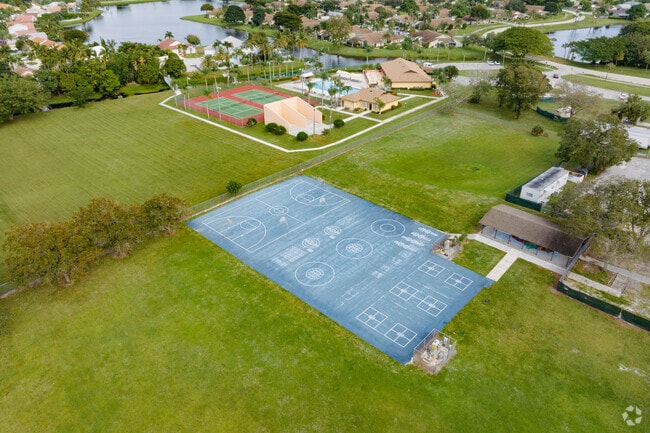 Seminole Trails Elementary School offers students outdoor games.