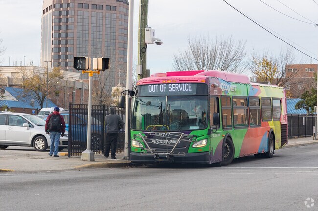 Residents can use public transportation in Robert Mills.