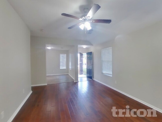 16339 Noble Meadow Ln, Houston, TX 77073 - photo 3