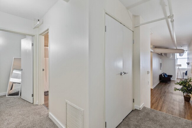 50 N Illinois St unit ID1035274P, Indianapolis, IN 46204 - photo 6