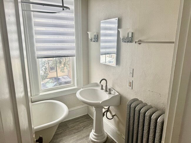 52 Genesee St unit Apartment 3, Geneva, NY 14456 - photo 5