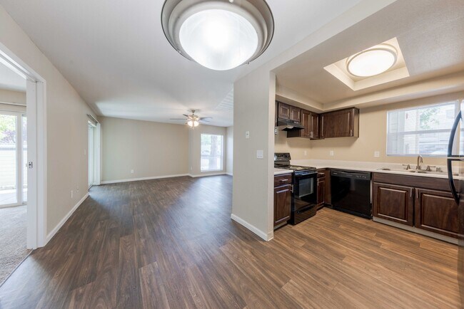 The Lodge at McCarran Ranch Apartment Homes, Reno, NV 89509 - photo 5