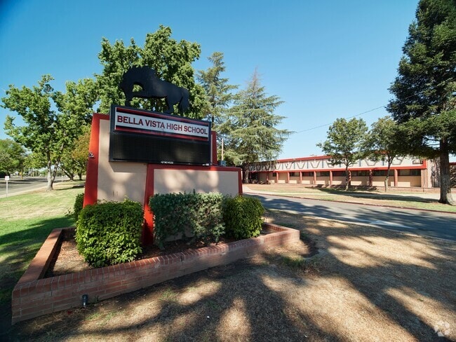 Welcome to Bella Vista High School in Fair Oaks.