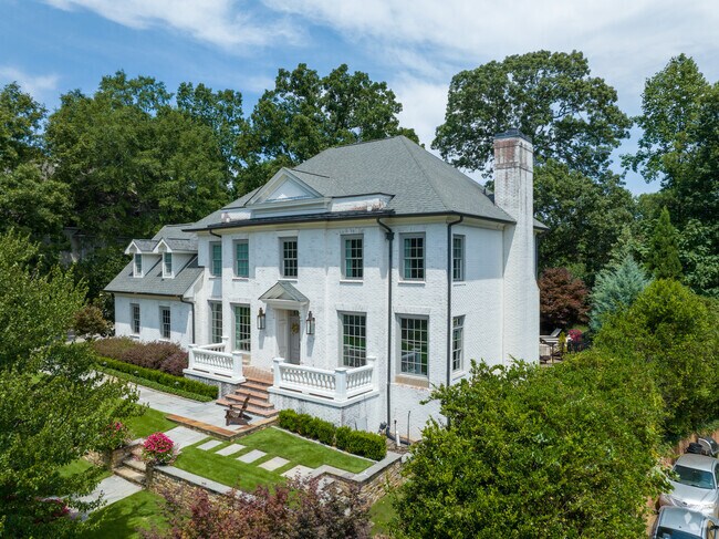 Brick colonials with generous square footage are prevalent in ITP Sandy Springs.