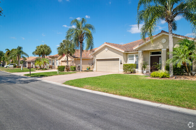 The homes and landcaping in Bella Terra are well groomed and clean.