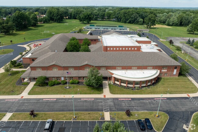 Lincoln School Students enjoy the variety of subjects offered.