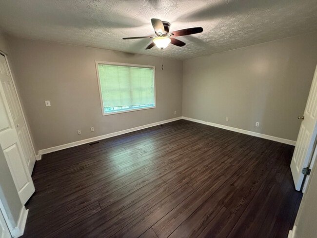 4 Wood Ln, Huntington, WV 25701 - photo 4