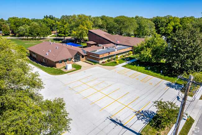 Mt Olive Lutheran School parking lot