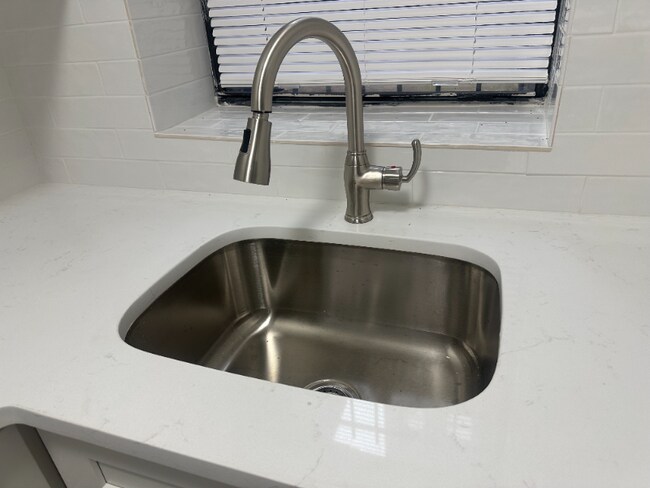 67 Brinkerhoff St unit 1E, Jersey City, NJ 07304 - photo 4