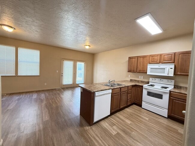 10991 S Birch Creek Rd, South Jordan, UT 84095 - photo 5