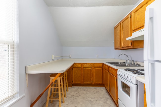 6602 Ballard Ave, Lincoln, NE 68507 - photo 6