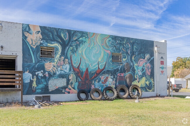 The Freetown area of Lafayette preserves the cities history through art, found all over town.