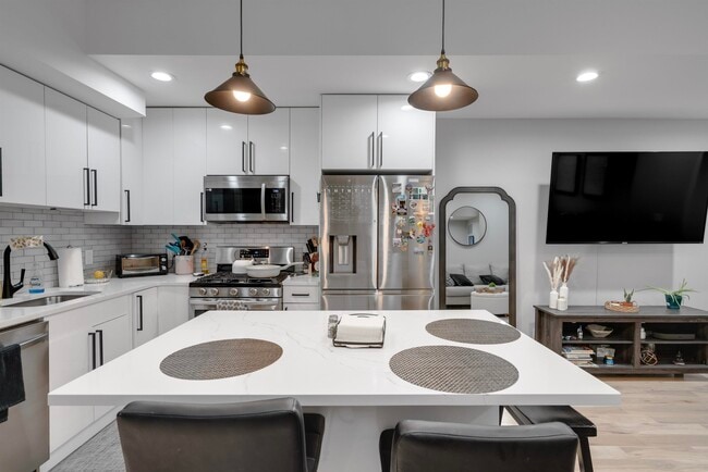 287 Webster Ave, Jersey City, NJ 07307 - photo 5