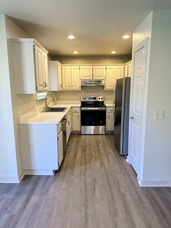 507 W Briarbrook Ln, Carl Junction, MO 64834 - photo 5