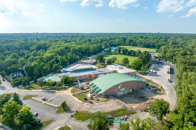 Ladue Middle school recieved an A+ from the school grading website Niche.