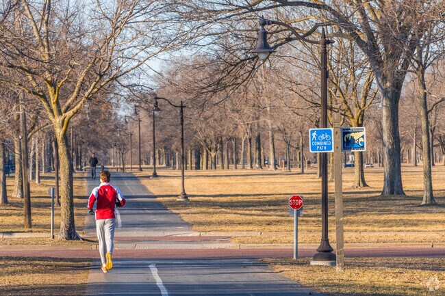 Victory Memorial Parkway is a great place for leisure activities near the Jordan neighborhood.