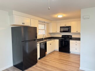 103 Monarch St, Leominster, MA 01453