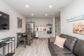 630 Santa fe Dr Unit na, Encinitas, CA 92024