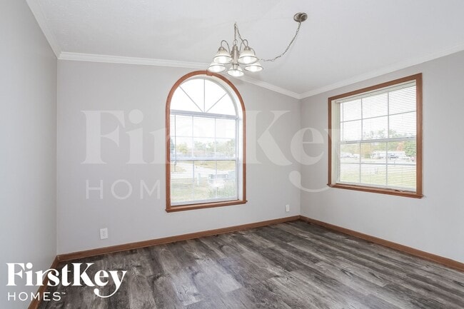 597 Diamond Loop, Middletown, OH 45044 - photo 4