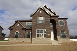 12147 Moore Ln, Washington, MI 48094