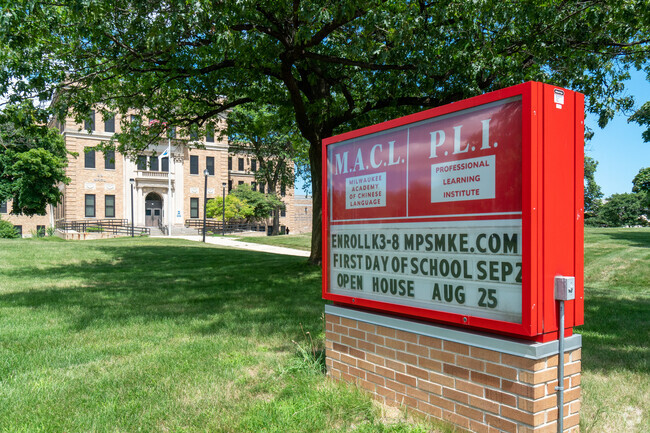 Milwaukee Academy of Chinese Language offers a dual language curriculum in Mandarin.
