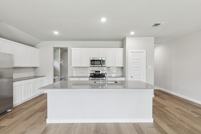 376 Blackwater Trail, Waxahachie, TX 75165 - photo 3