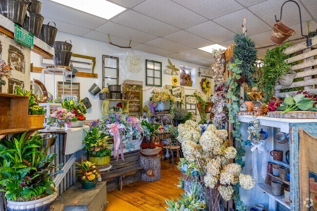 A Touch of Vermont Florist has served Knightsville with fresh blooms for over 27 years.