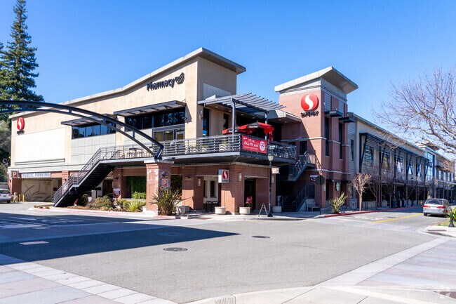 Safeway in downtown Los Altos offers fresh produce and essentials near Los Altos Hills.
