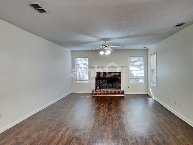 820 Madison Chase Way, Lawrenceville, GA 30045 - photo 7