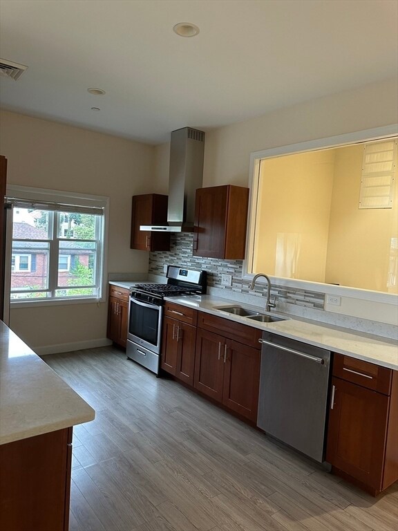 893 Hancock St unit 2, Quincy, MA 02170 - photo 2