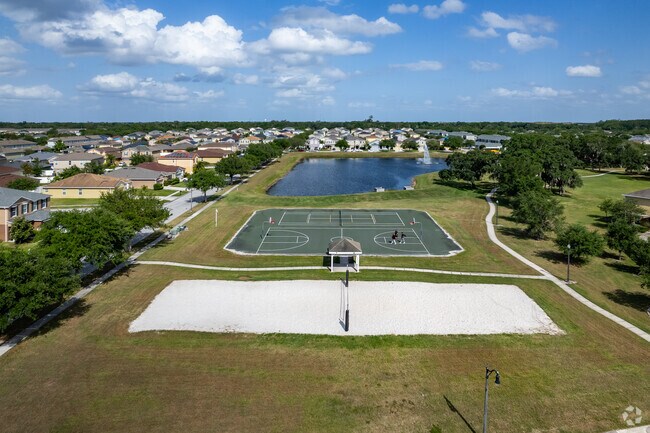 Residents of Anthem Park enjoy resort-style recreation and several neighborhood green spaces.