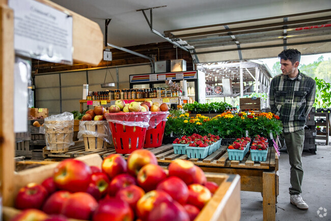 Heyser Farms is a great place to pick up some local produce grown in Colesville.