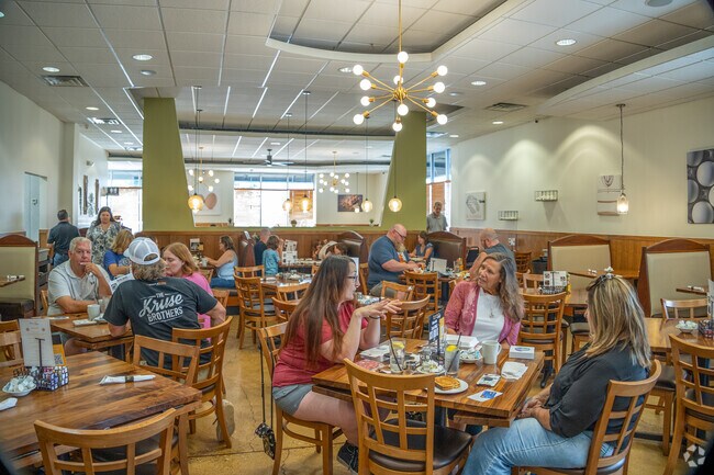 Brunch Cafe offers many breakfast items including healthy options in McHenry Shores.