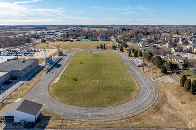 Ozaukee Middle School in Fredonia, WI offers a great athletics program for students.