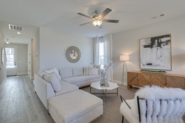 2762 Residences, Murfreesboro, TN 37130 - photo 2