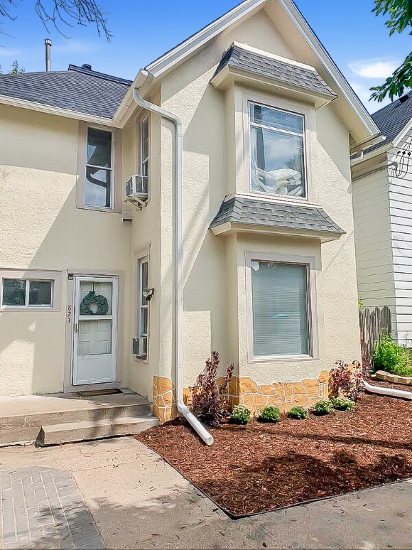 823-18 1/2 18 1 2 Ave NE Unit 1, Minneapolis, MN 55418