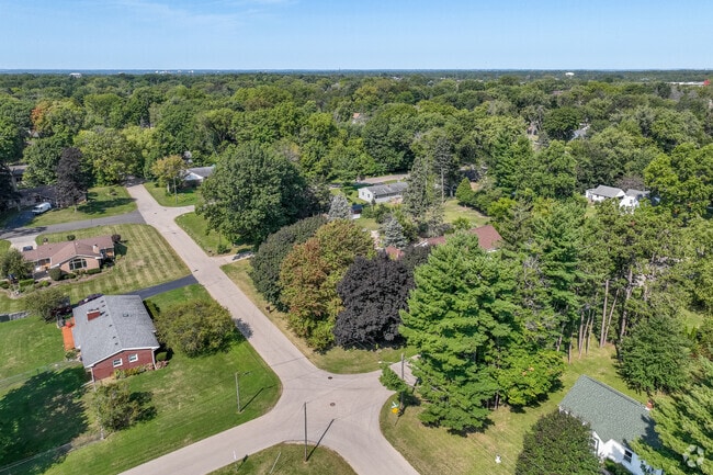 Arnold is located on the east side of Rockford, close to interstate highways.