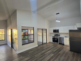 4247 Willow Pond Cir, West Palm Beach, FL 33417