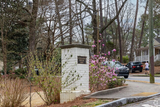 Collier Hills was established in 1941 and is conveniently located to Downtown Atlanta.