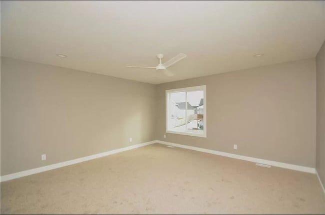 660 SE Greyson Ln, Waukee, IA 50263 - photo 7