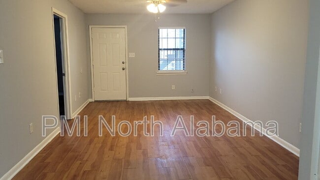 1221 Grant St SE unit 2, Decatur, AL 35601 - photo 2
