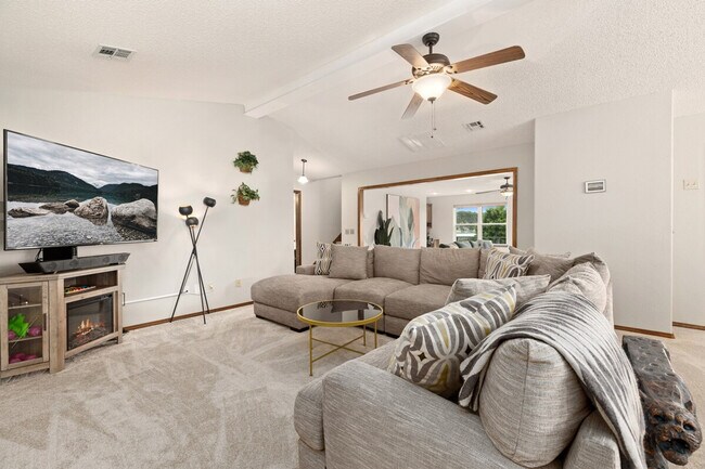 8383 S Lakeshore Dr unit ID1221807P, Rogers, AR 72756 - photo 6