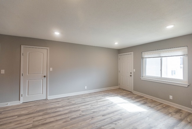 6013 King St unit A, Shawnee, KS 66203 - photo 4