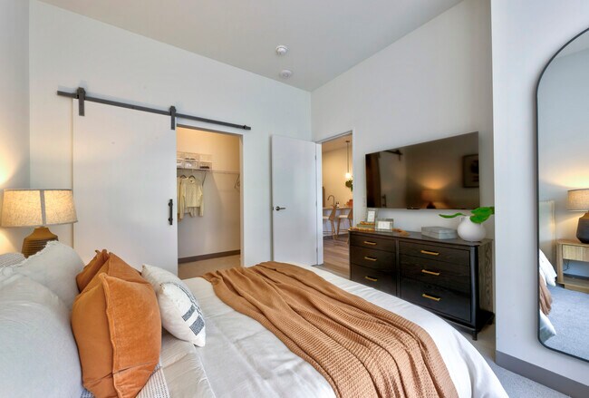 Chagrin Riverwalk Phase III, Willoughby, OH 44094 - photo 3