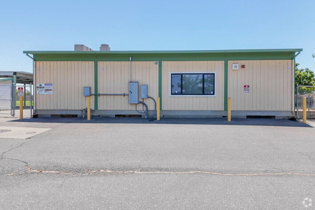 Marsh Junior High is teaching self-management skills in Butte Creek Canyon, Chico.